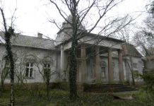 Letnjikovac plemićke porodice Gomboš prepušten zubu vremena